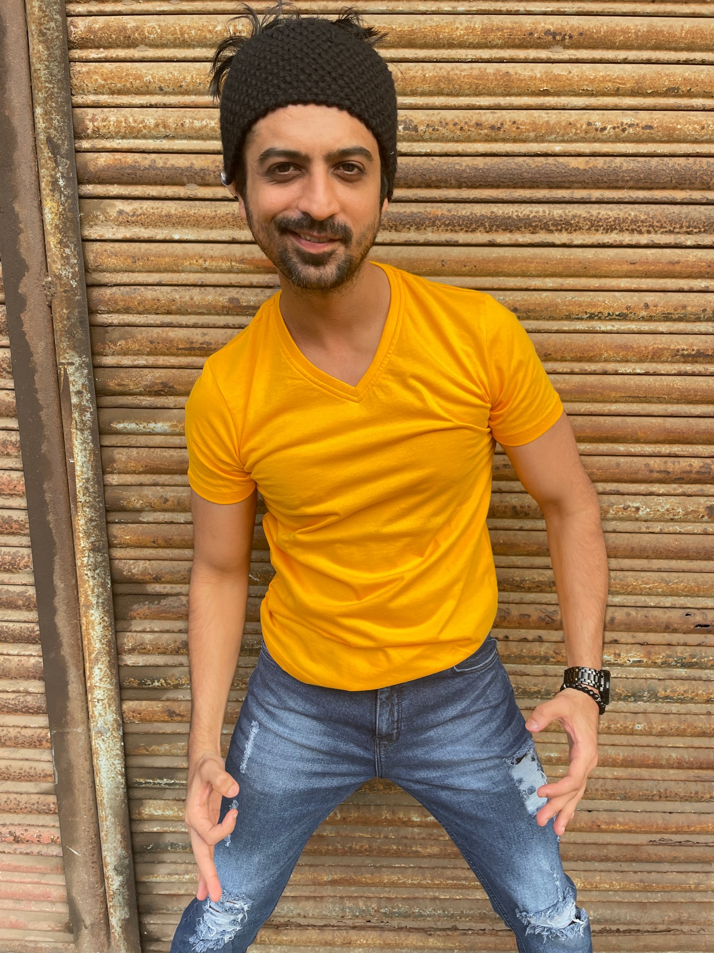 Gold V neck Basic Tshirt (Use BASIC999 coupon code for three qty or above)