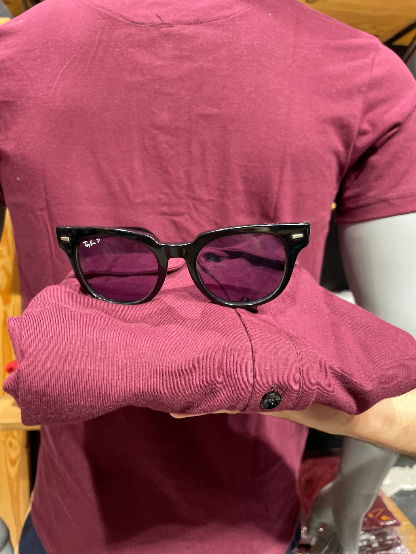 Burgundy Small Collar Tshirt