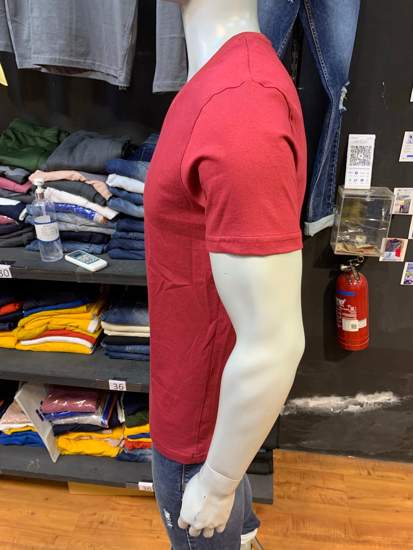Maroon V Neck Basic Tshirt