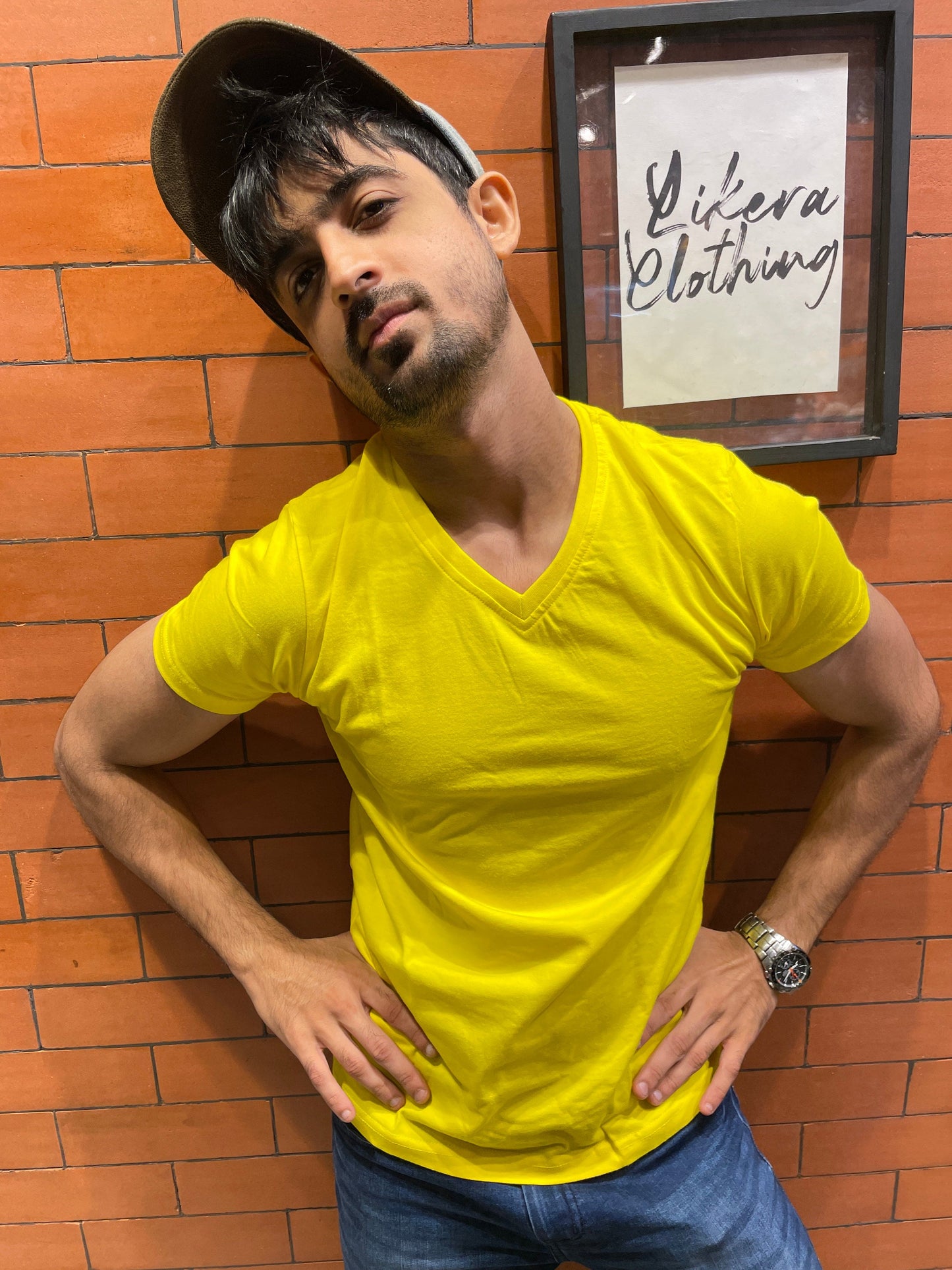 Dark Lemon V Neck Basic Tshirt