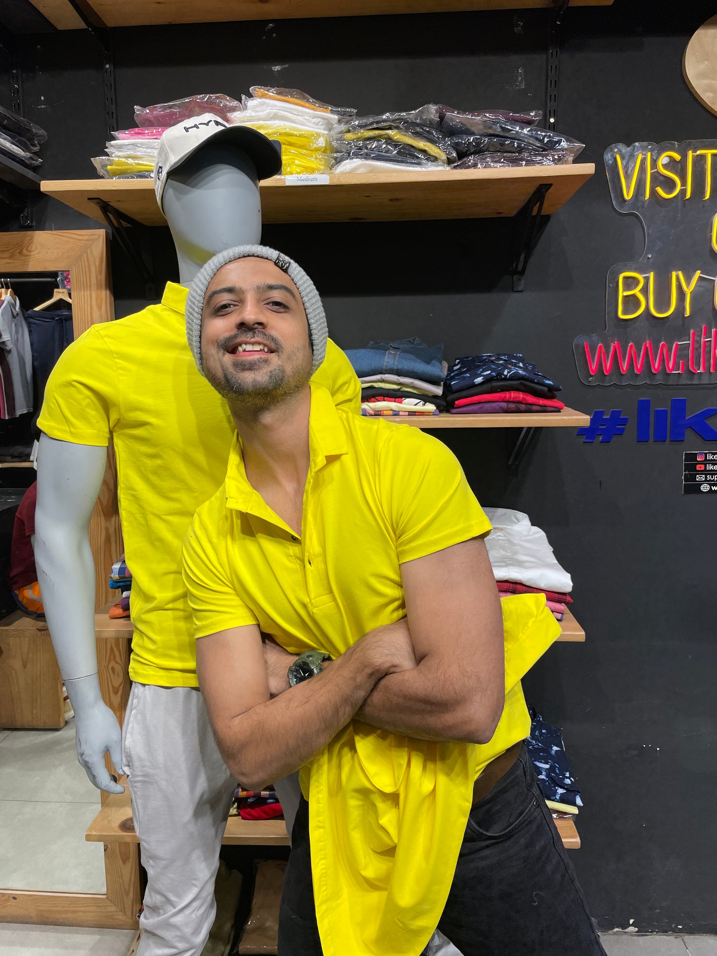 Lemon Small Collar T-shirt