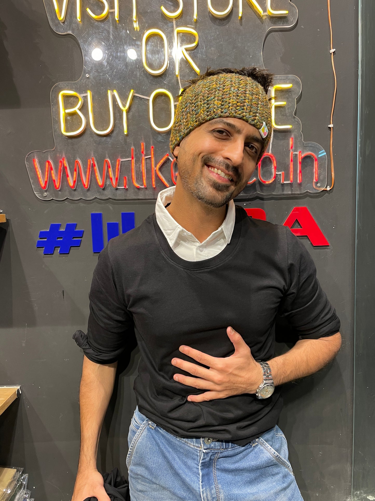 Black Pull Over Type Collar Tee