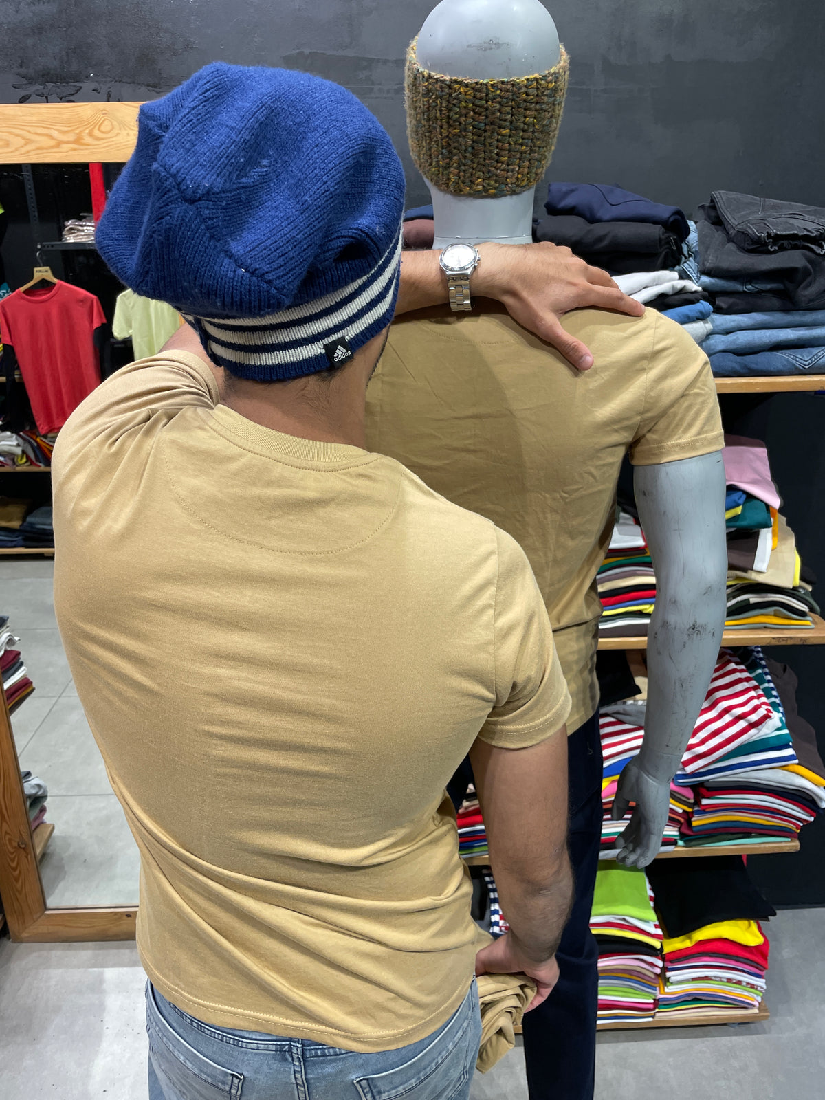 Khaki V Neck Basic Tshirt