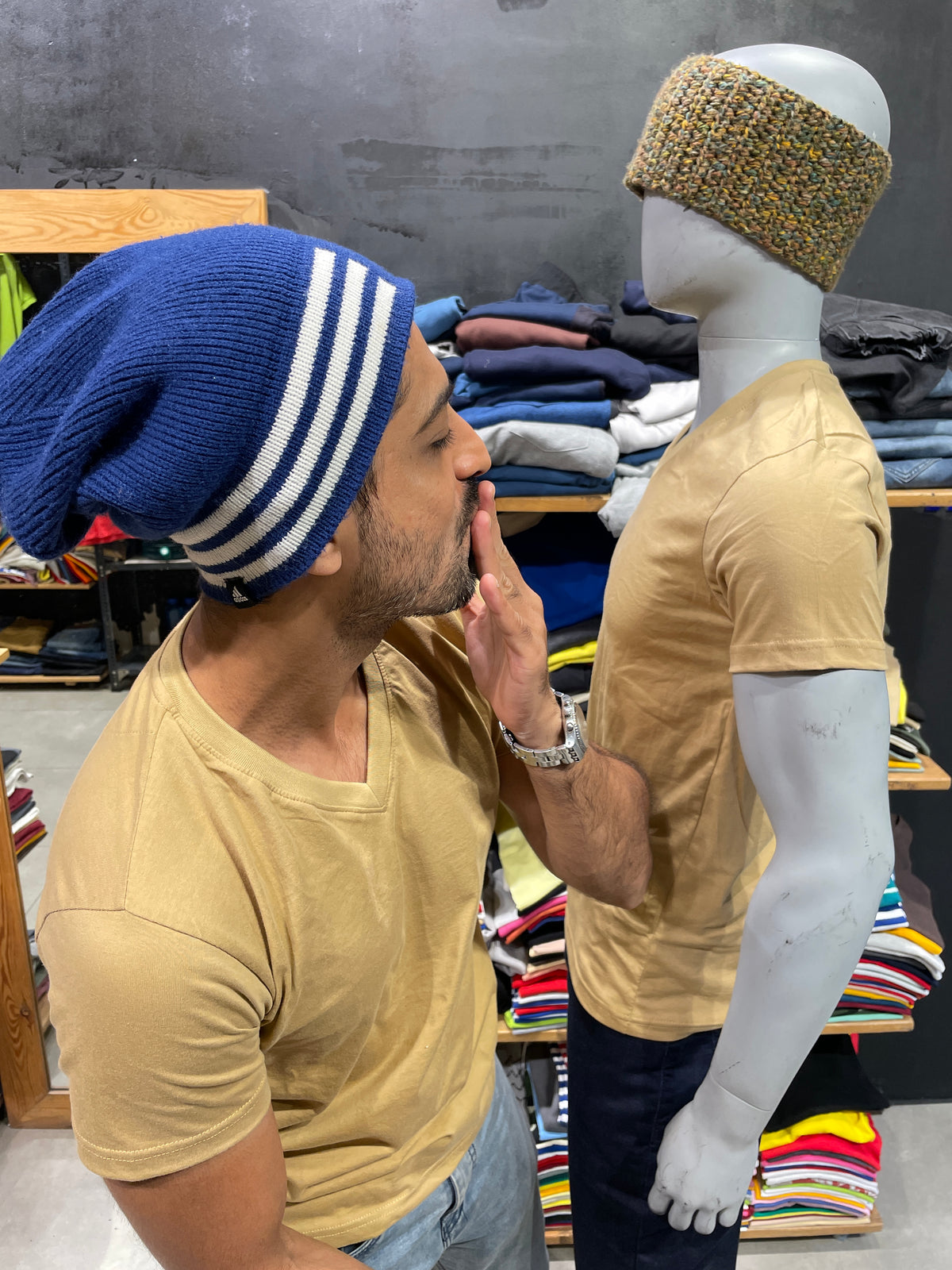 Khaki V Neck Basic Tshirt