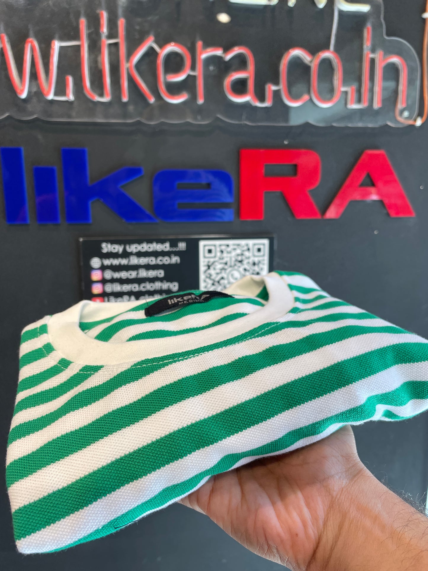 Green / White Striped Basic Tshirt