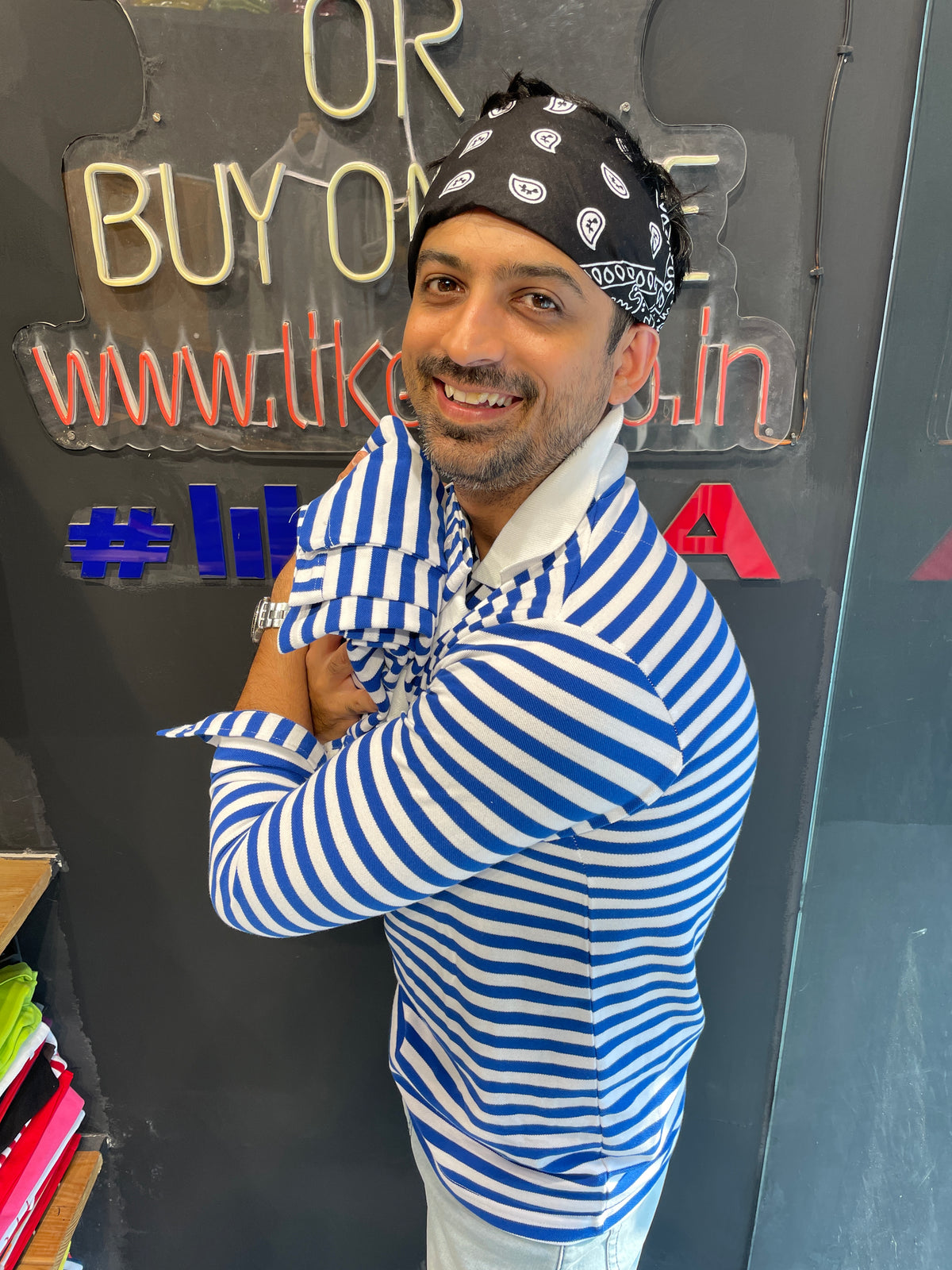 Bue / White Striped Polo Tshirt in Full sleeves