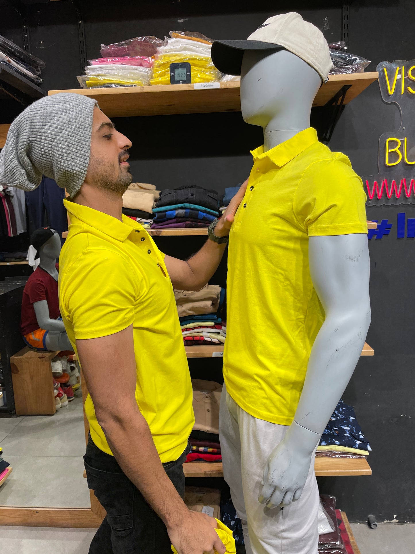 Lemon Small Collar T-shirt