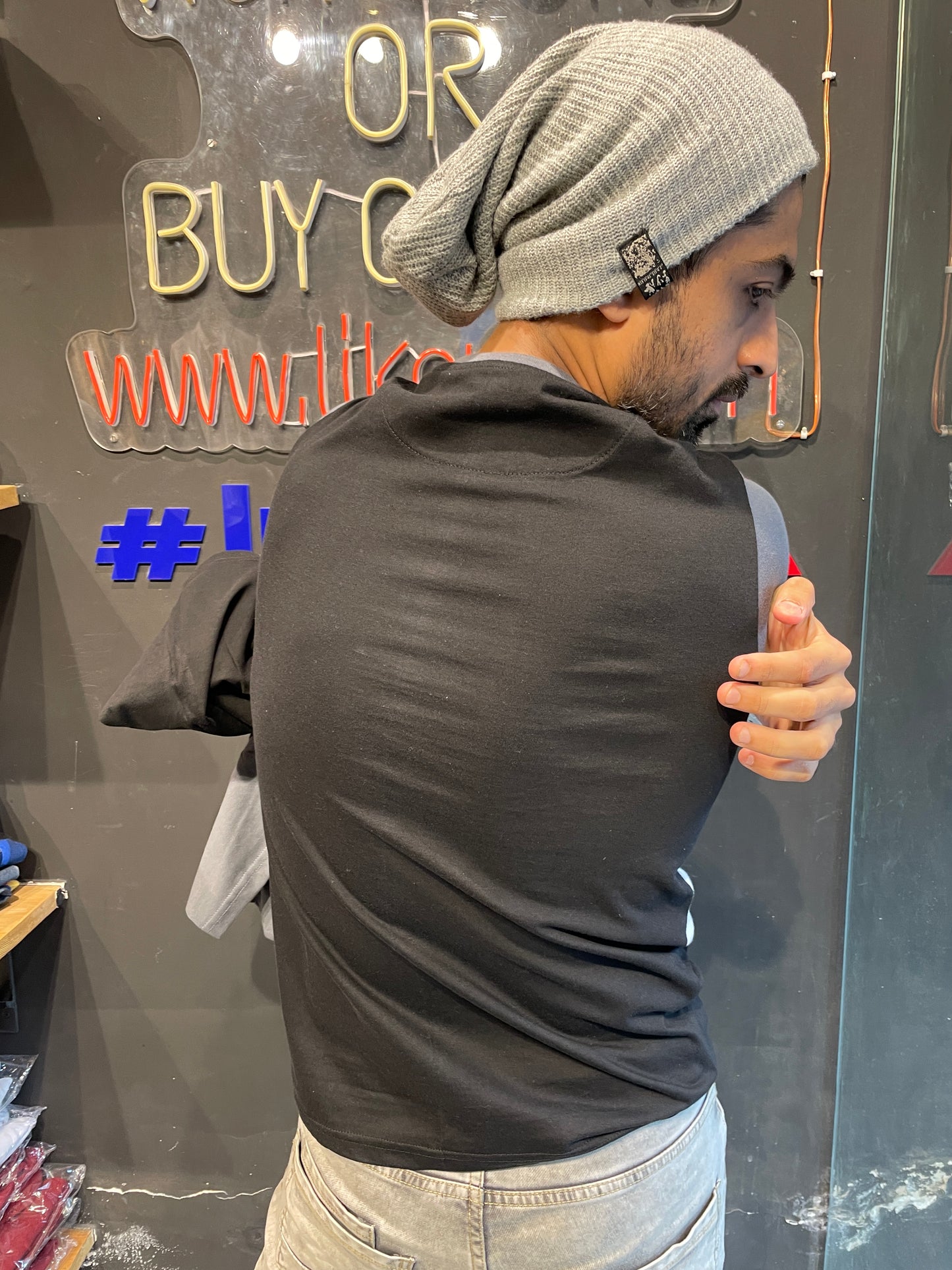 Steel Grey / White / Black Combination Tee