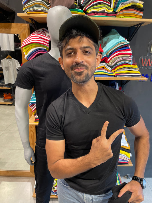 Black V Neck Basic Tshirt