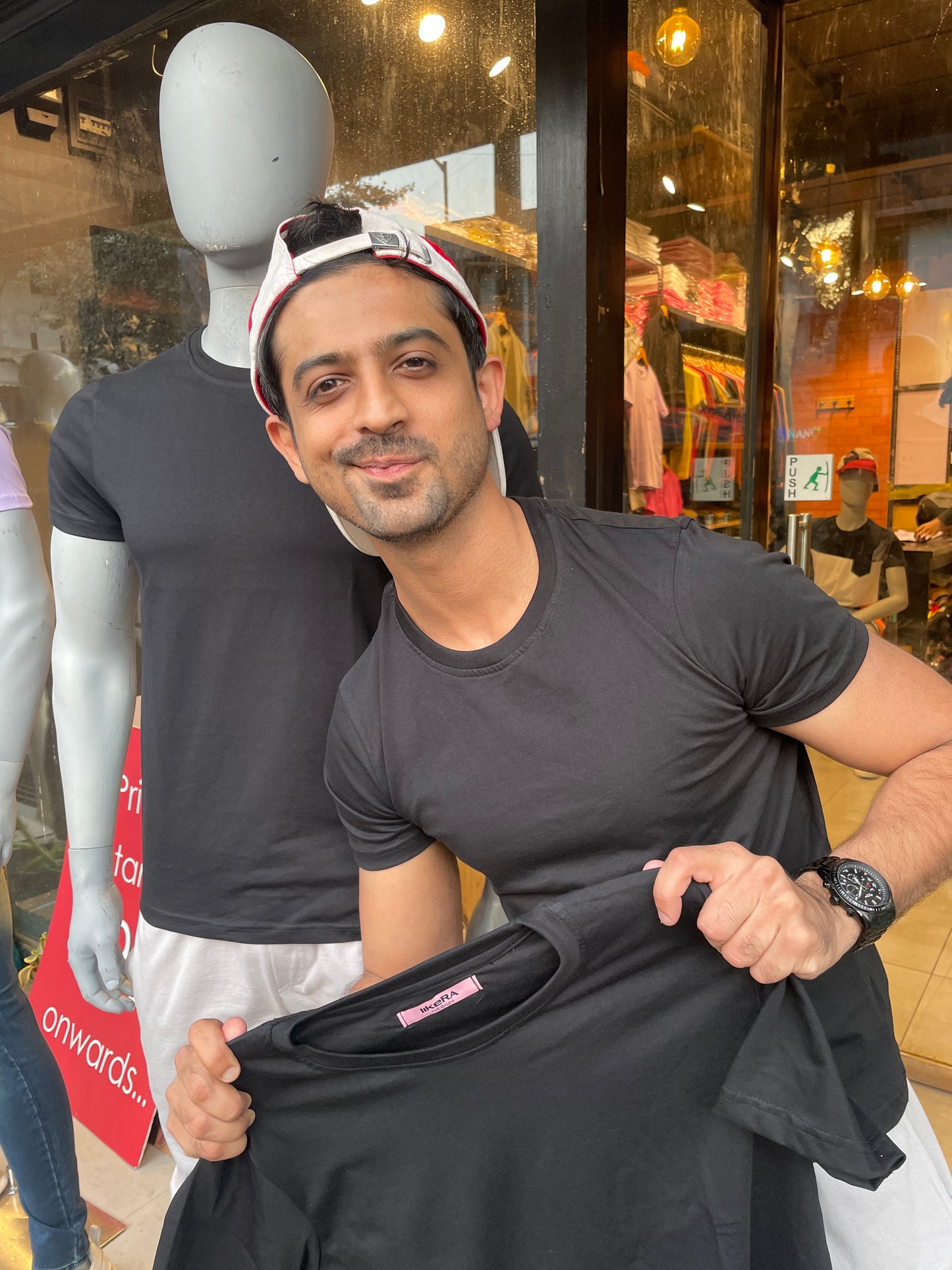 Black Basic Tshirt (Use discount code BASIC999 for three colours or above)