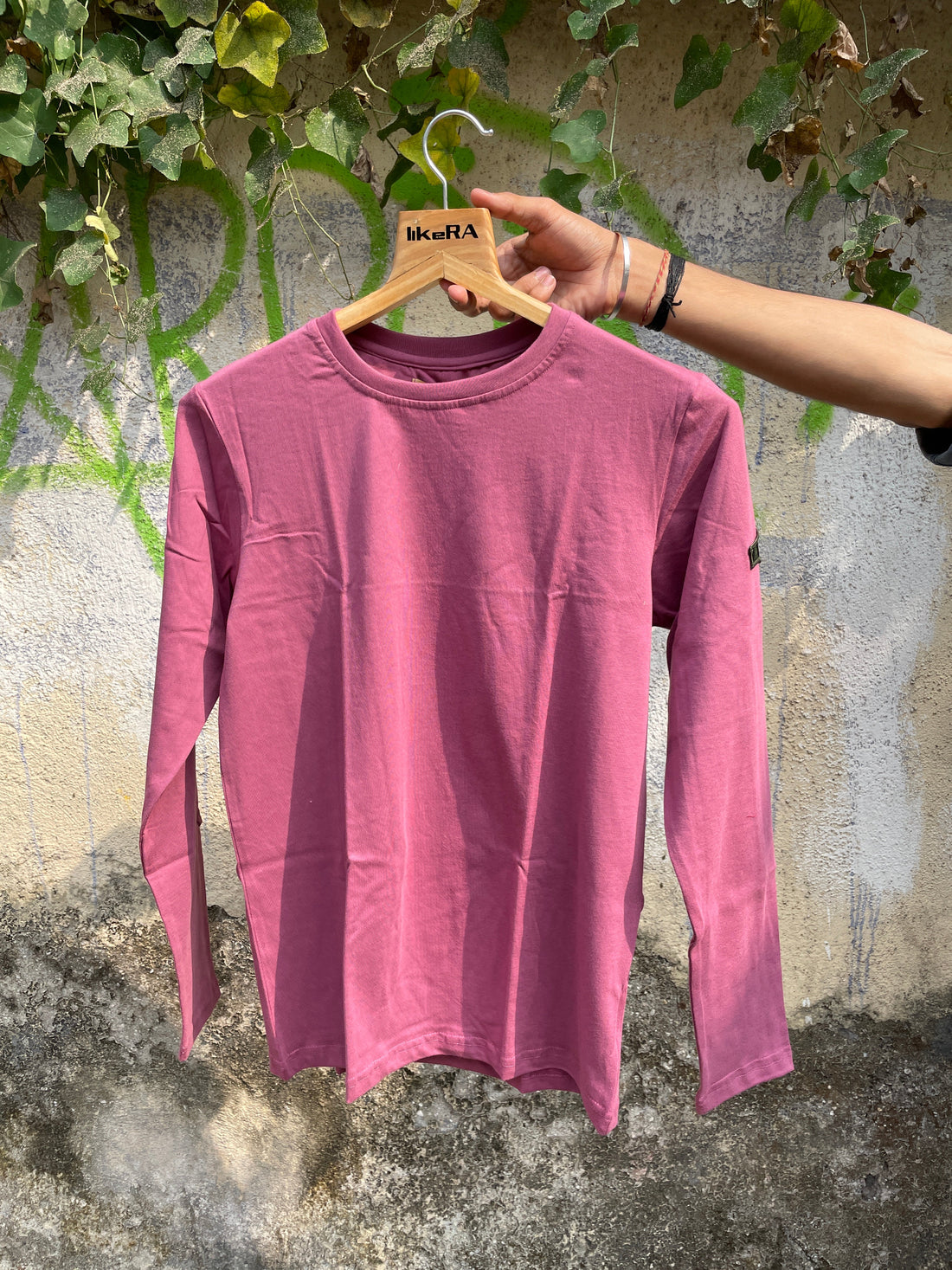 Wild Rose Sleeves Patch TShirt Likera
