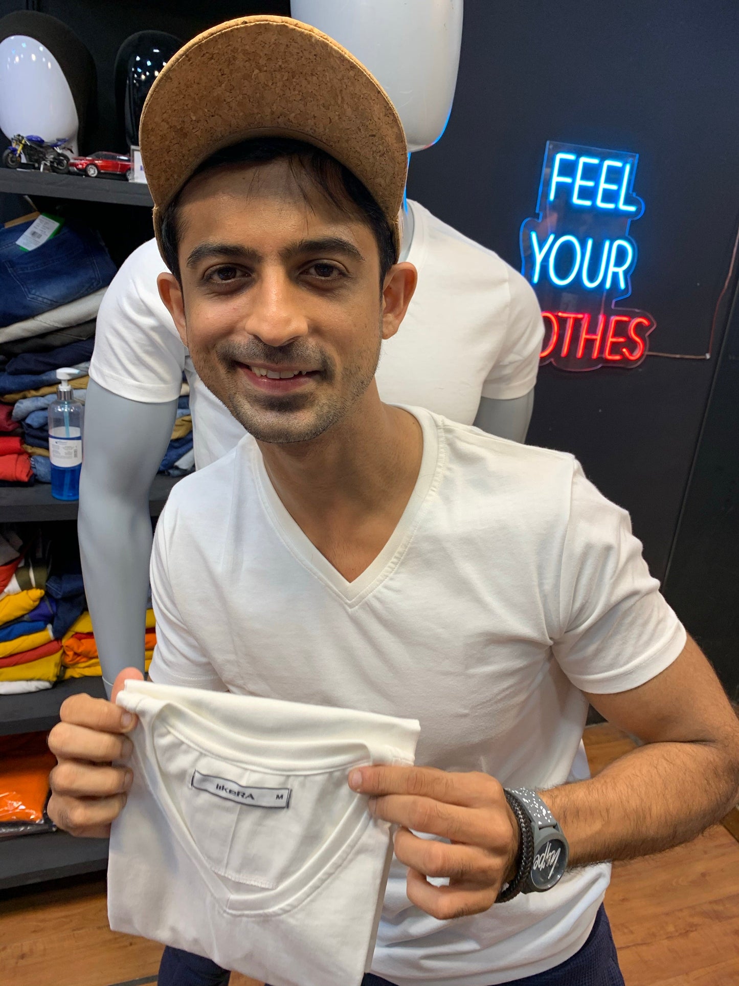 White V neck Basic Tshirt (Use discount code BASIC999 for three colours or above)